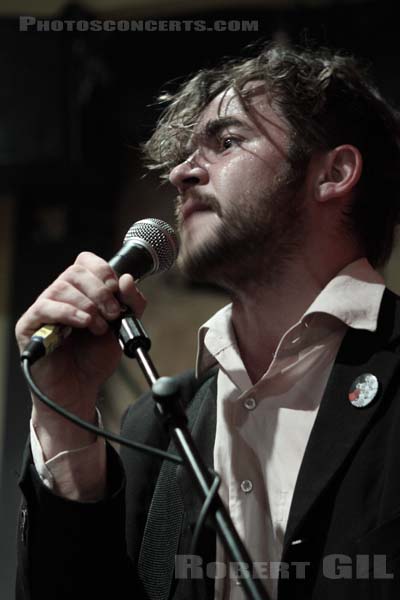 MONSIEUR LE DIRECTEUR - 2009-05-03 - PARIS - La Maroquinerie (Cafe) - 